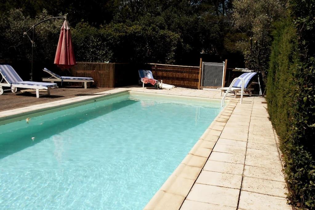 Villa Les Calades - Piscine, Parc, Parking à Arles Extérieur photo