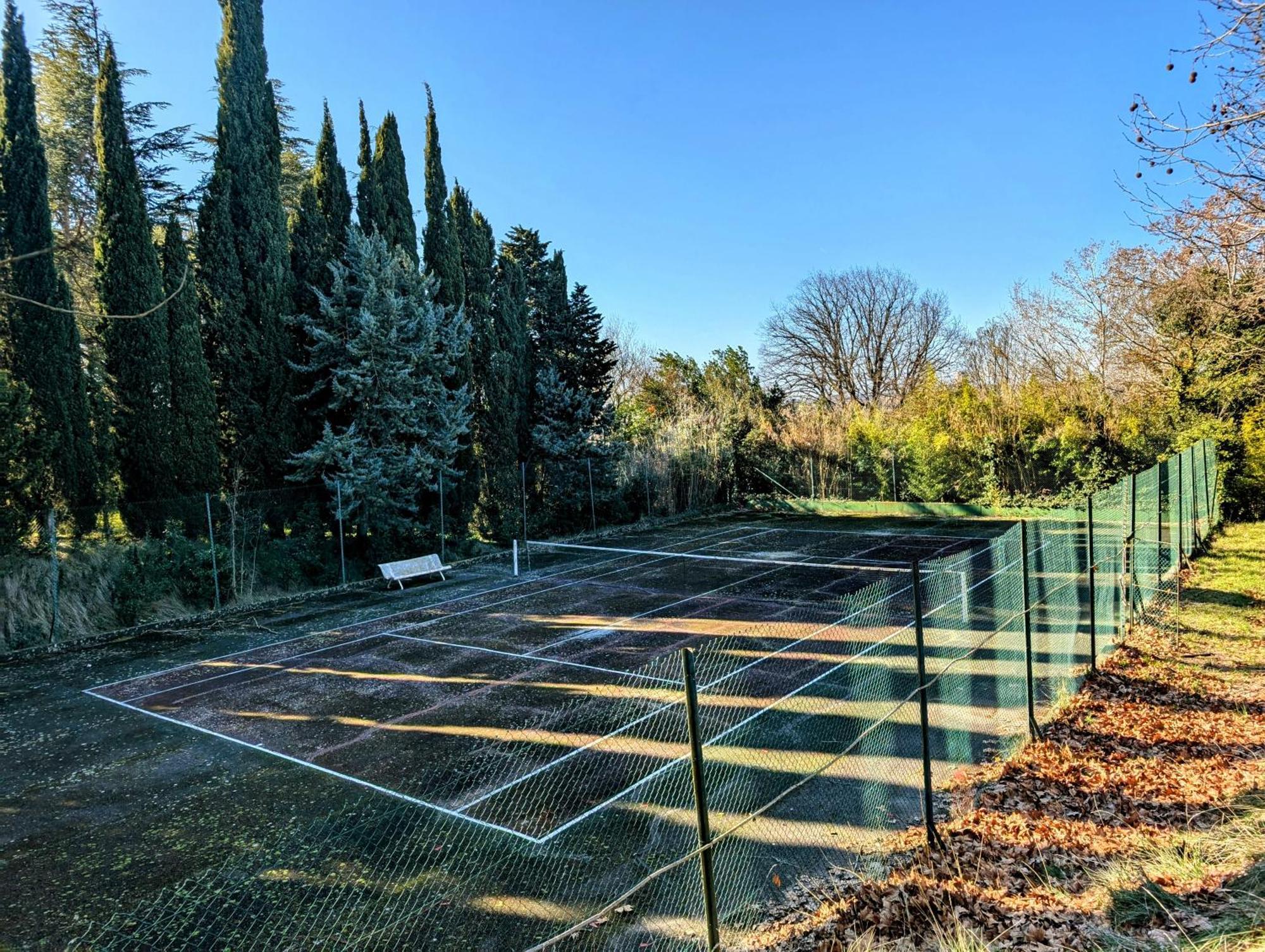 Villa Les Calades - Piscine, Parc, Parking à Arles Extérieur photo